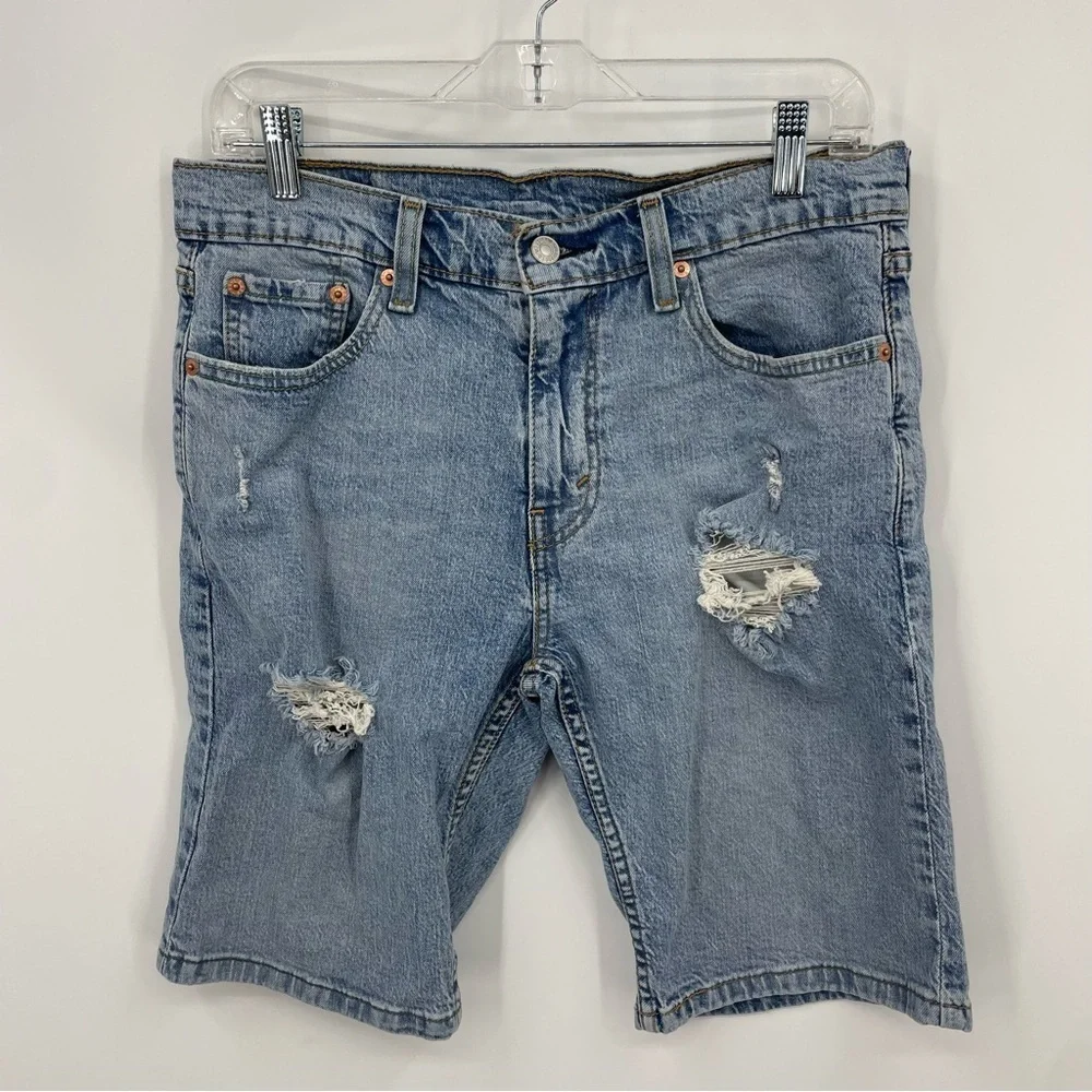 Levi’s 405 Jean Shorts‎ distressed Sz 30 light wash
